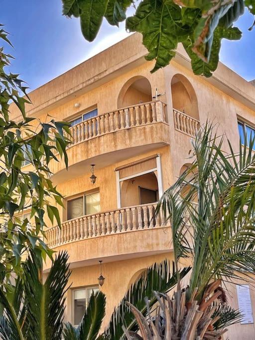 Teo Apartment Paphos Ngoại thất bức ảnh
