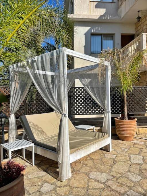 Teo Apartment Paphos Ngoại thất bức ảnh