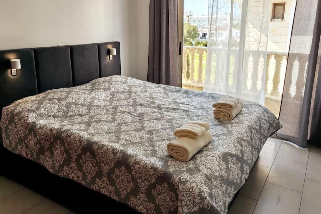Teo Apartment Paphos Ngoại thất bức ảnh