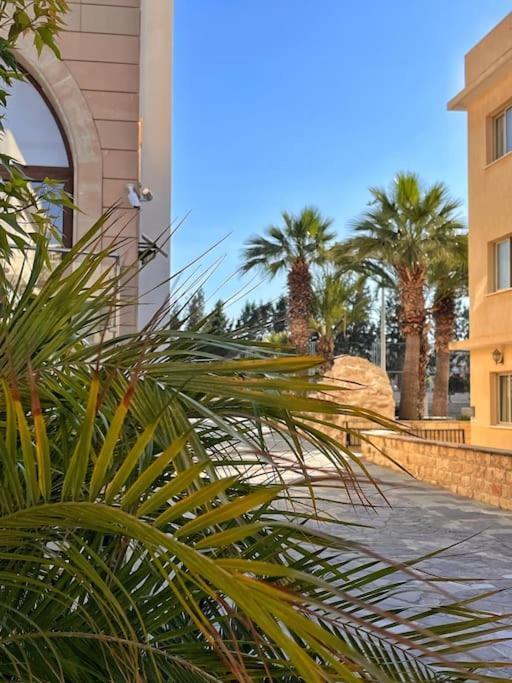 Teo Apartment Paphos Ngoại thất bức ảnh