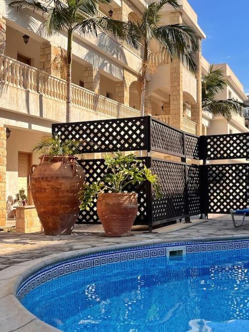 Teo Apartment Paphos Ngoại thất bức ảnh