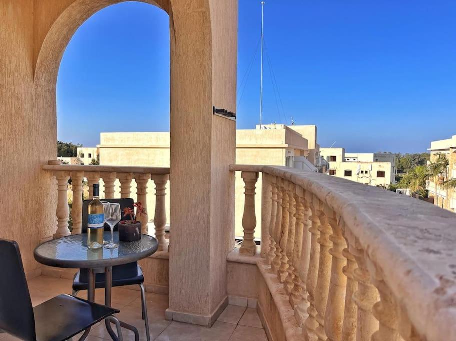 Teo Apartment Paphos Ngoại thất bức ảnh